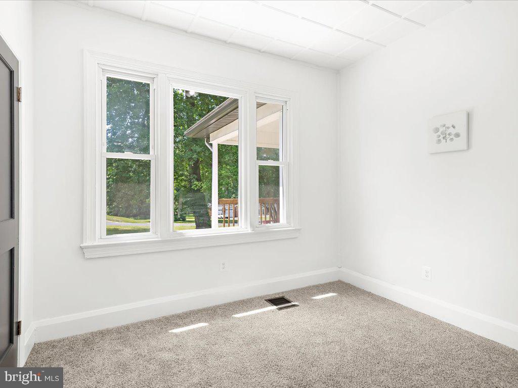 5212 Bush Street White Marsh, MD 21162 - Photo 29 of 49 Bedroom 3