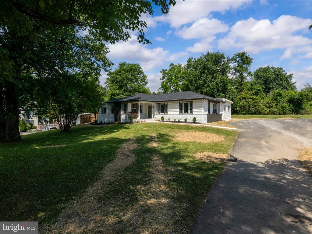 5212 Bush Street White Marsh, MD 21162 - Photo 39 of 49 Wide front yard with Driveway for multiple vehicle
