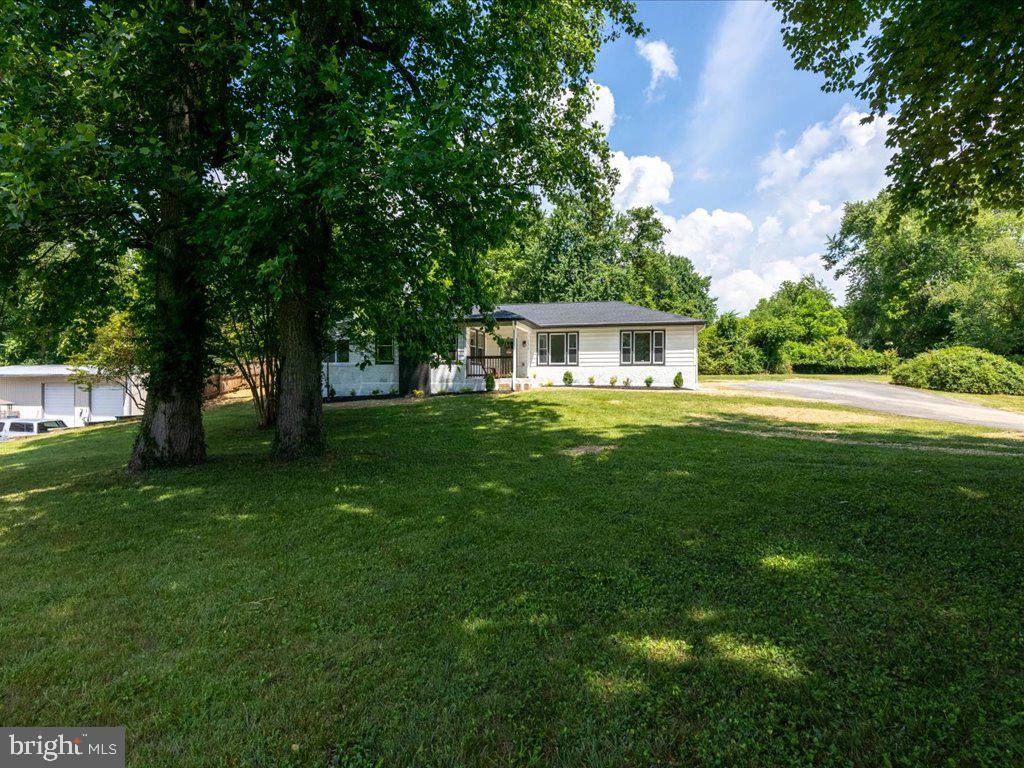 5212 Bush Street White Marsh, MD 21162 - Photo 41 of 49 Wide front yard with Driveway for multiple vehicle