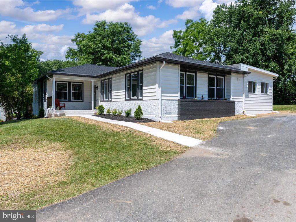 5212 Bush Street White Marsh, MD 21162 - Photo 46 of 49 Welcome HOME!