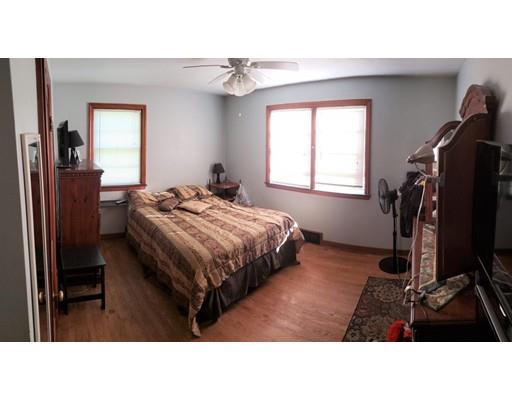 39 Hunnewell Road Worcester, MA 01606 - Photo 6 of 17 Gallery Image 6
