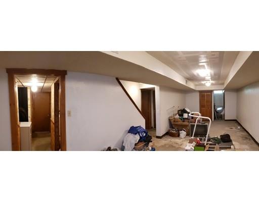 39 Hunnewell Road Worcester, MA 01606 - Photo 8 of 17 Gallery Image 8