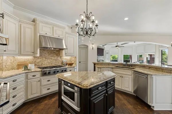 $1,500,000 | 115 Blue Heron Lane, Heath, TX 75032