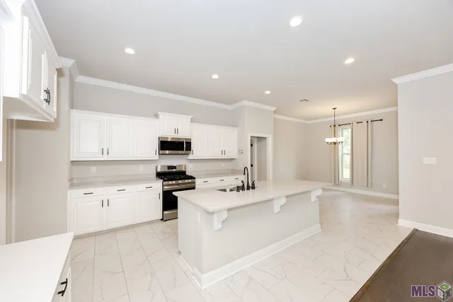 $348,000 | 4758 Bayou Plantation Drive, Addis, LA 70710