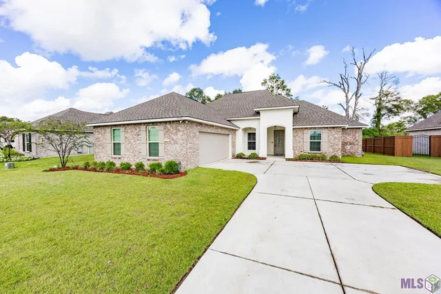 $348,000 | 4758 Bayou Plantation Drive, Addis, LA 70710