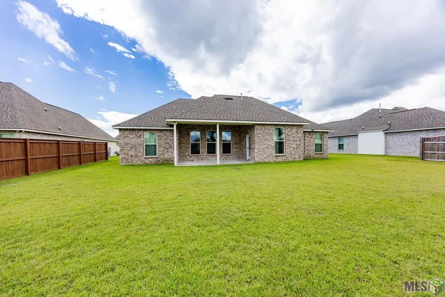 $348,000 | 4758 Bayou Plantation Drive, Addis, LA 70710