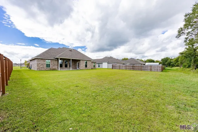 $348,000 | 4758 Bayou Plantation Drive, Addis, LA 70710