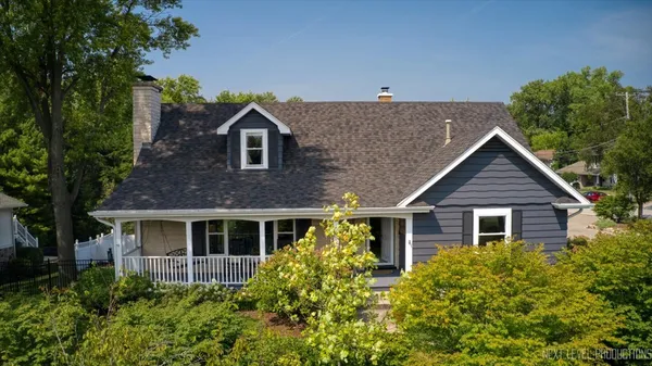 $899,900 | 706 South Batavia Avenue, Geneva, IL 60134