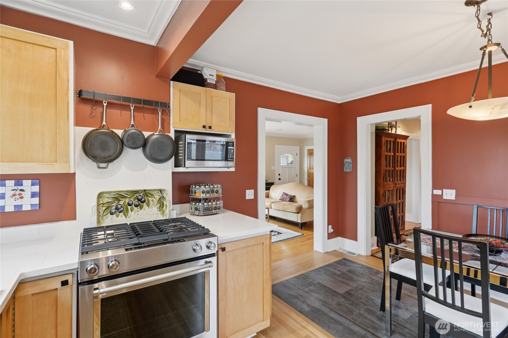 4012 1st Avenue Northwest Seattle, WA 98103 - Photo 11 of 35