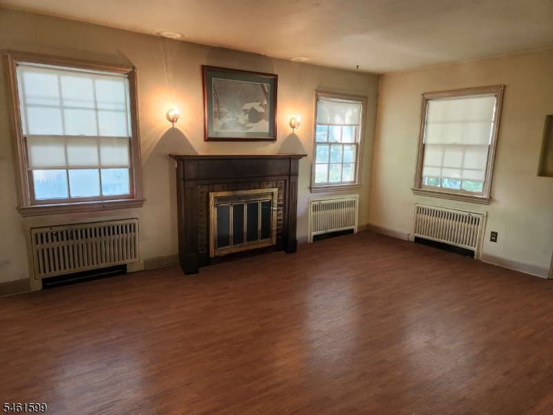 284 Manning Avenue North Plainfield, NJ 07060 - Photo 9 of 11 Gallery Image 9