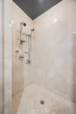 $9,500 | 10 East Delaware Place, Unit 27E, Chicago, IL 60611