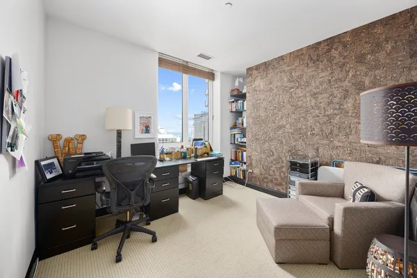 $9,500 | 10 East Delaware Place, Unit 27E, Chicago, IL 60611