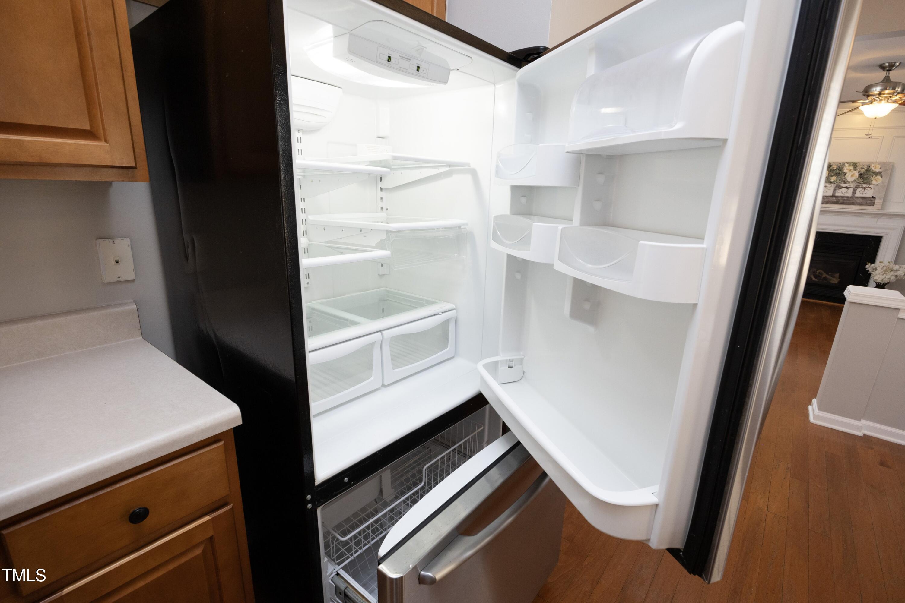 1525 Nealstone Way Raleigh, NC 27614 - Photo 19 of 47 18FridgeIncluded