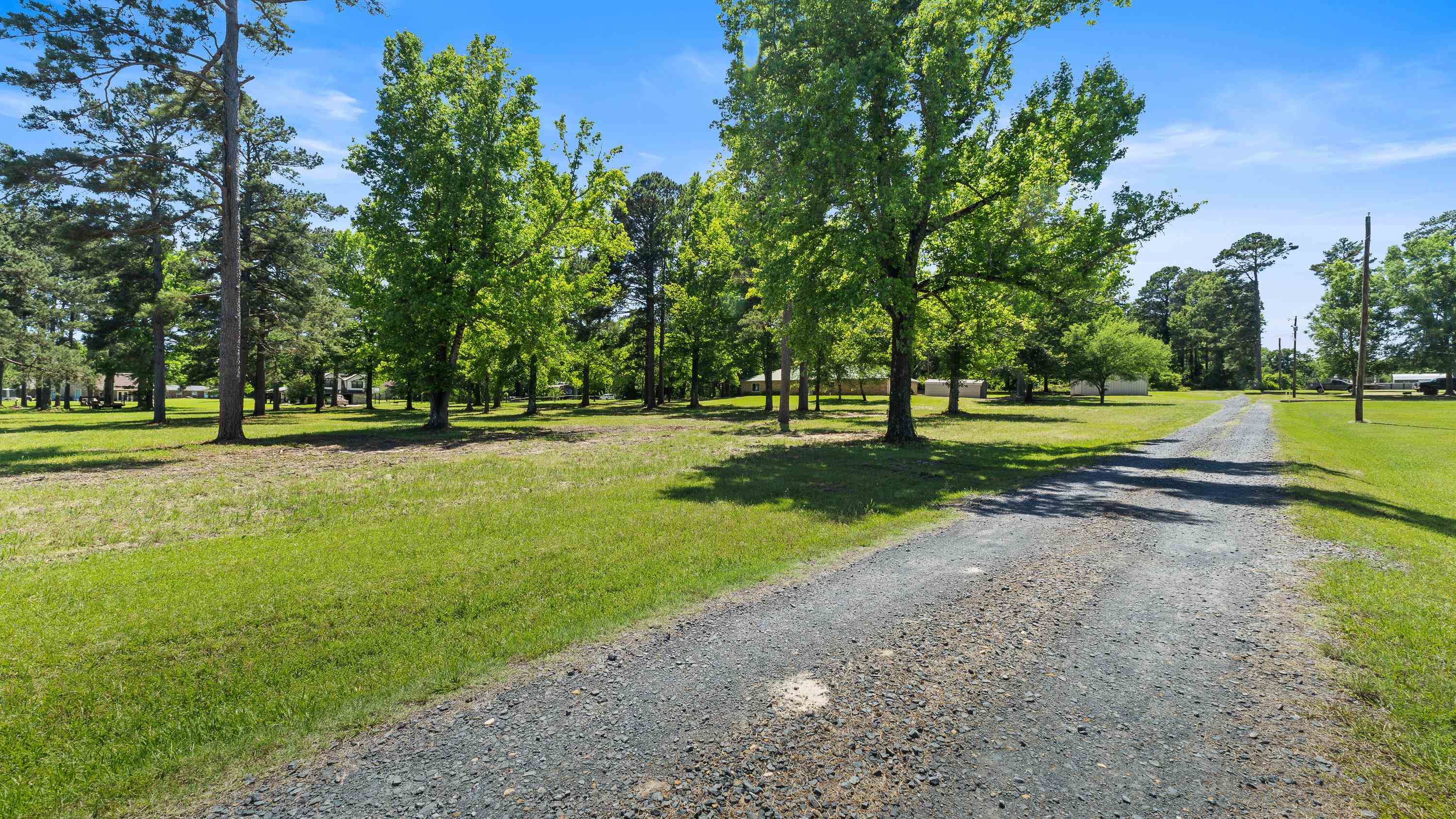 602 Hurt Road Bloomburg, TX 75556 - Photo 2 of 37 Gallery Image 2