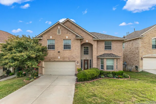 $480,000 | 23023 Fairway Bridge, San Antonio, TX 78258