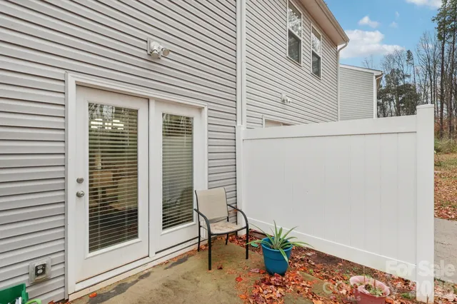 $317,000 | 8041 Alderton Lane, Charlotte, NC 28215