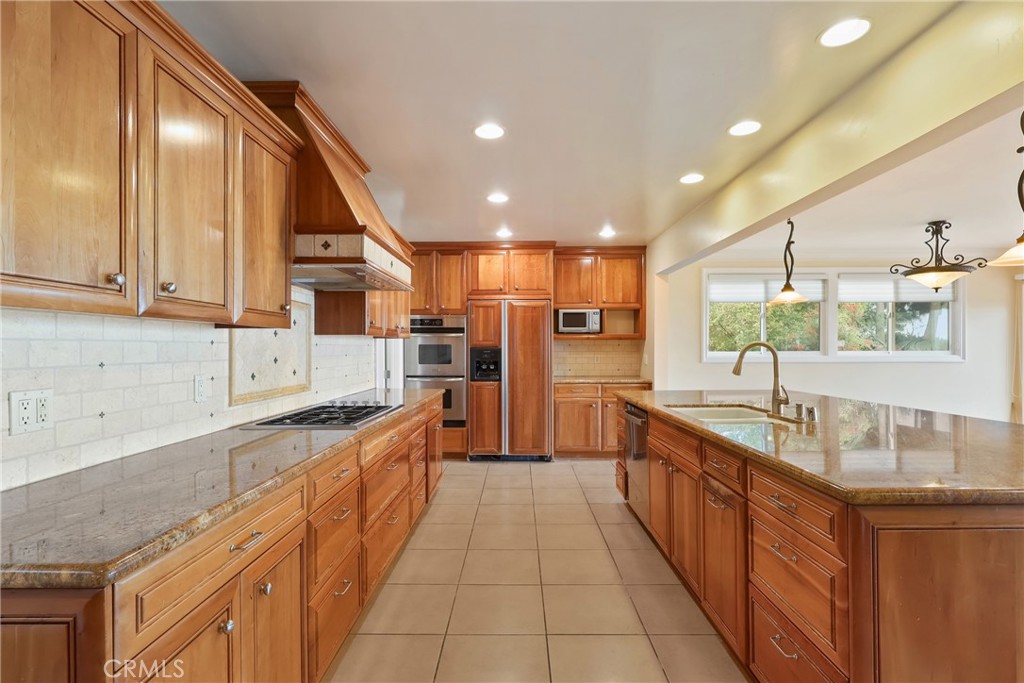 4002 Admirable Drive Rancho Palos Verdes, CA 90275 - Photo 15 of 38