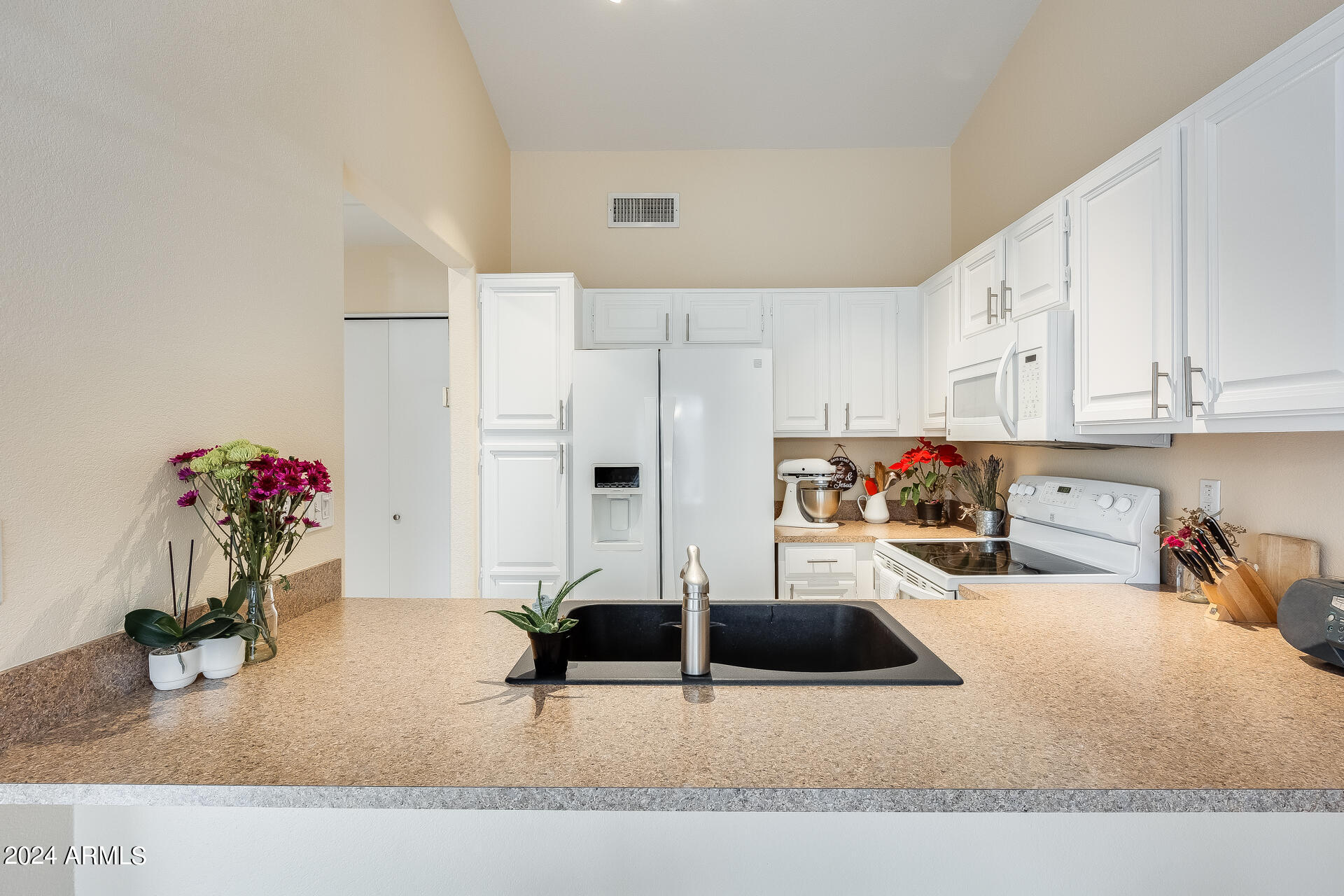 14300 West Bell Road, Unit 289 Surprise, AZ 85374 - Photo 8 of 48 9