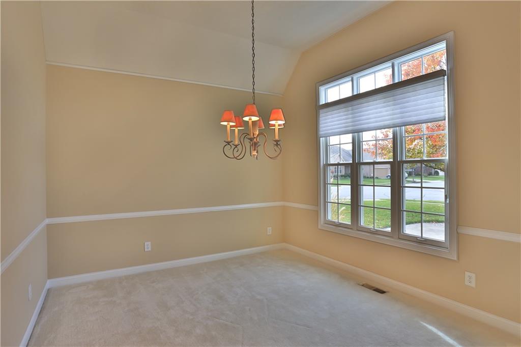 11079 Innisbrooke Lane Fishers, IN 46037 - Photo 2 of 16 Gallery Image 2