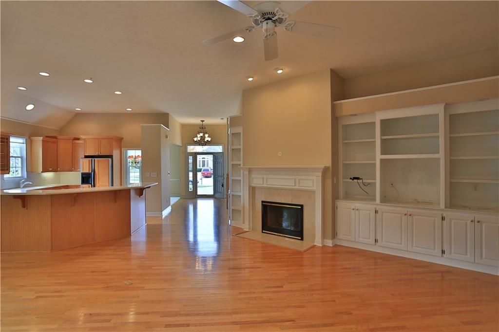 11079 Innisbrooke Lane Fishers, IN 46037 - Photo 6 of 16 Gallery Image 6