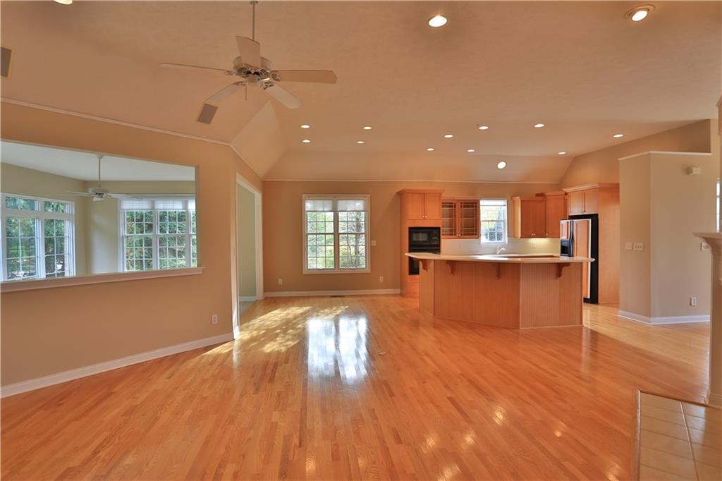11079 Innisbrooke Lane Fishers, IN 46037 - Photo 8 of 16 Gallery Image 8