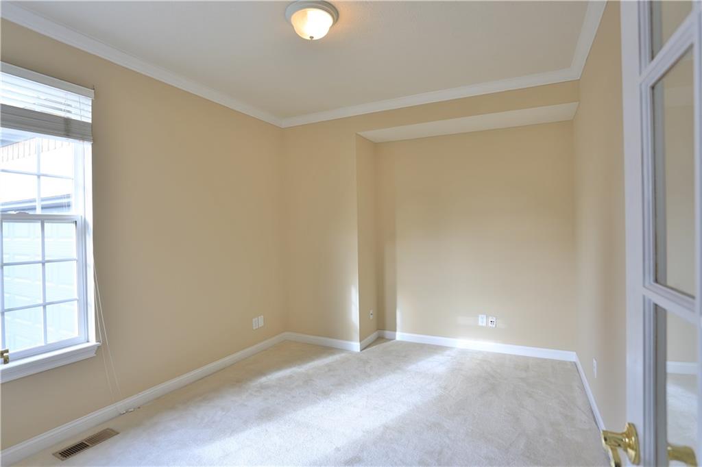 11079 Innisbrooke Lane Fishers, IN 46037 - Photo 10 of 16 Gallery Image 10