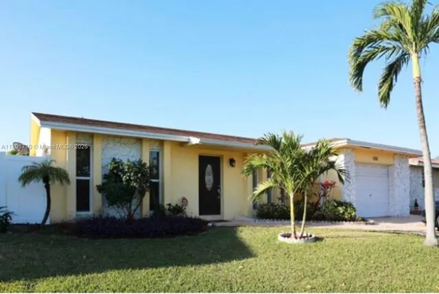 $750,000 | 314 Southeast 4th Street, Dania Beach, FL 33004