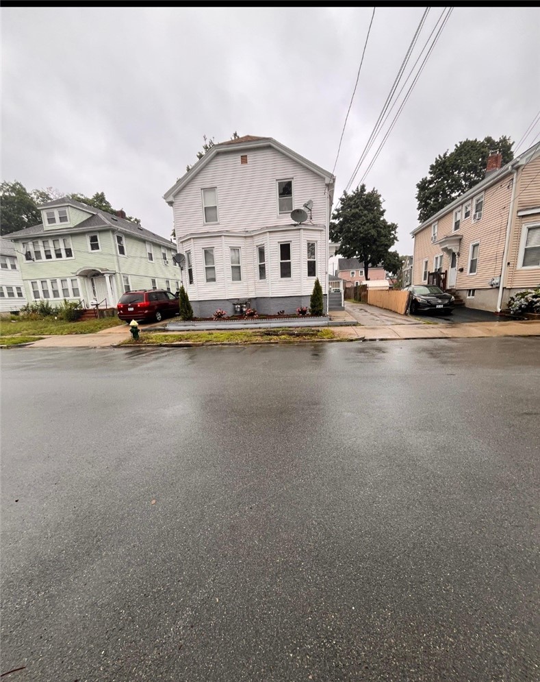19 Rounds Avenue Providence, RI 02907 - Photo 1 of 7 Gallery Image 1