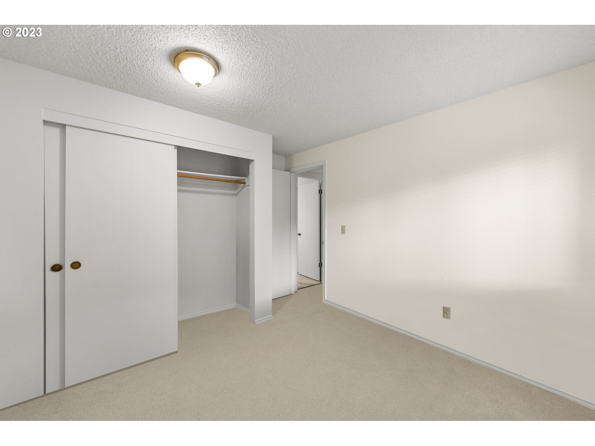 11856 Southeast Morrison Street Portland, OR 97216 - Photo 21 of 26 a view of an empty room