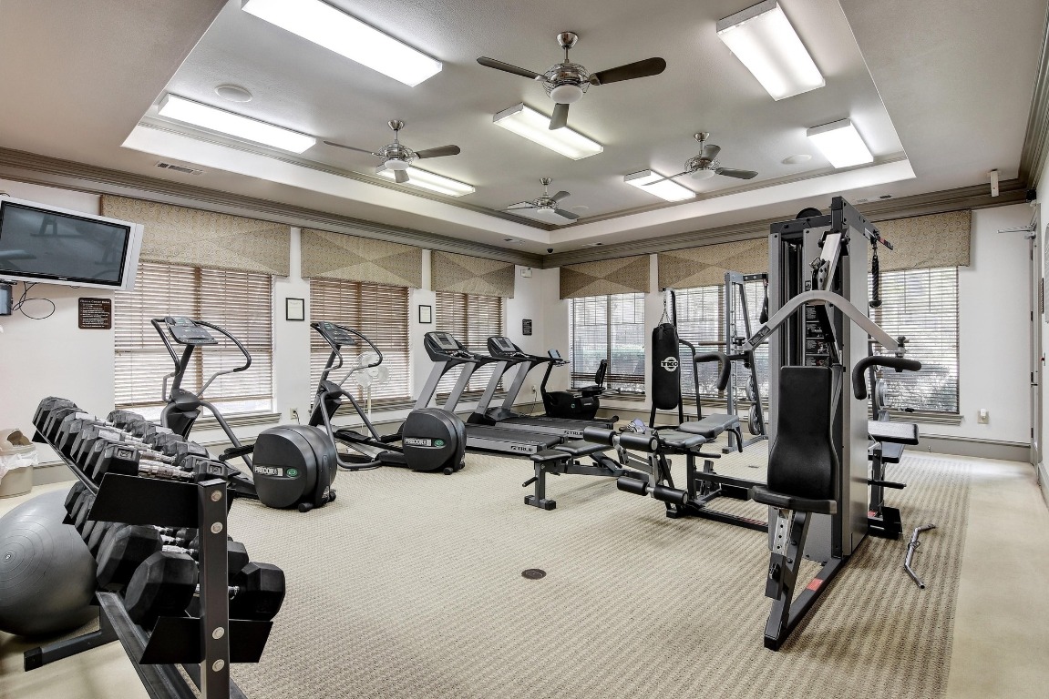 11203 Ranch Road 2222, Unit 1105 Austin, TX 78730 - Photo 26 of 35 a view of a room with gym equipment
