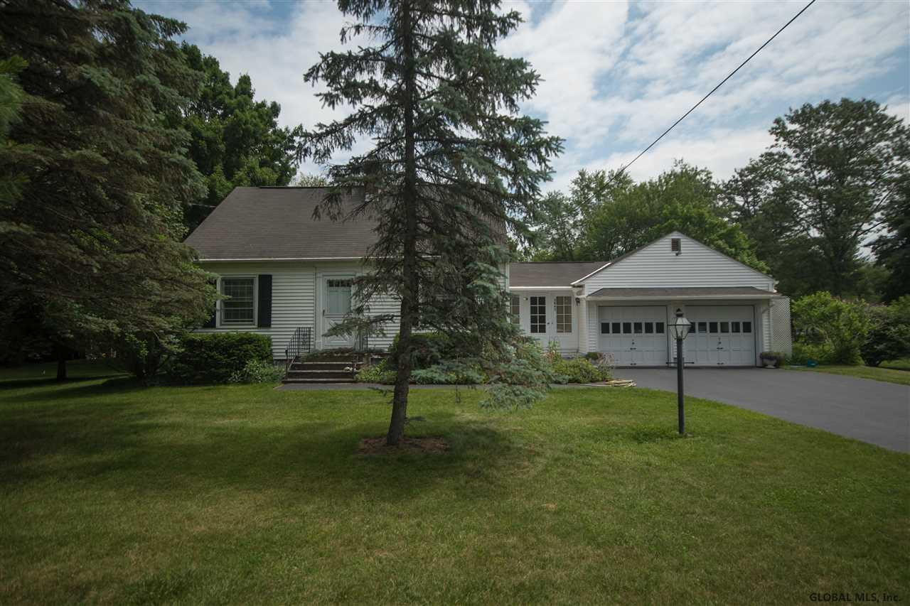 3843 Carman Road Schenectady, NY 12303 - Photo 4 of 19 Photo 5