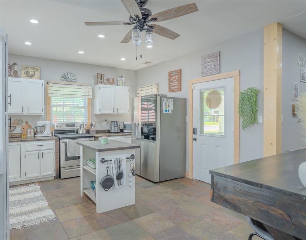 401 2nd Street Uniontown, KS 66779 - Photo 3 of 48