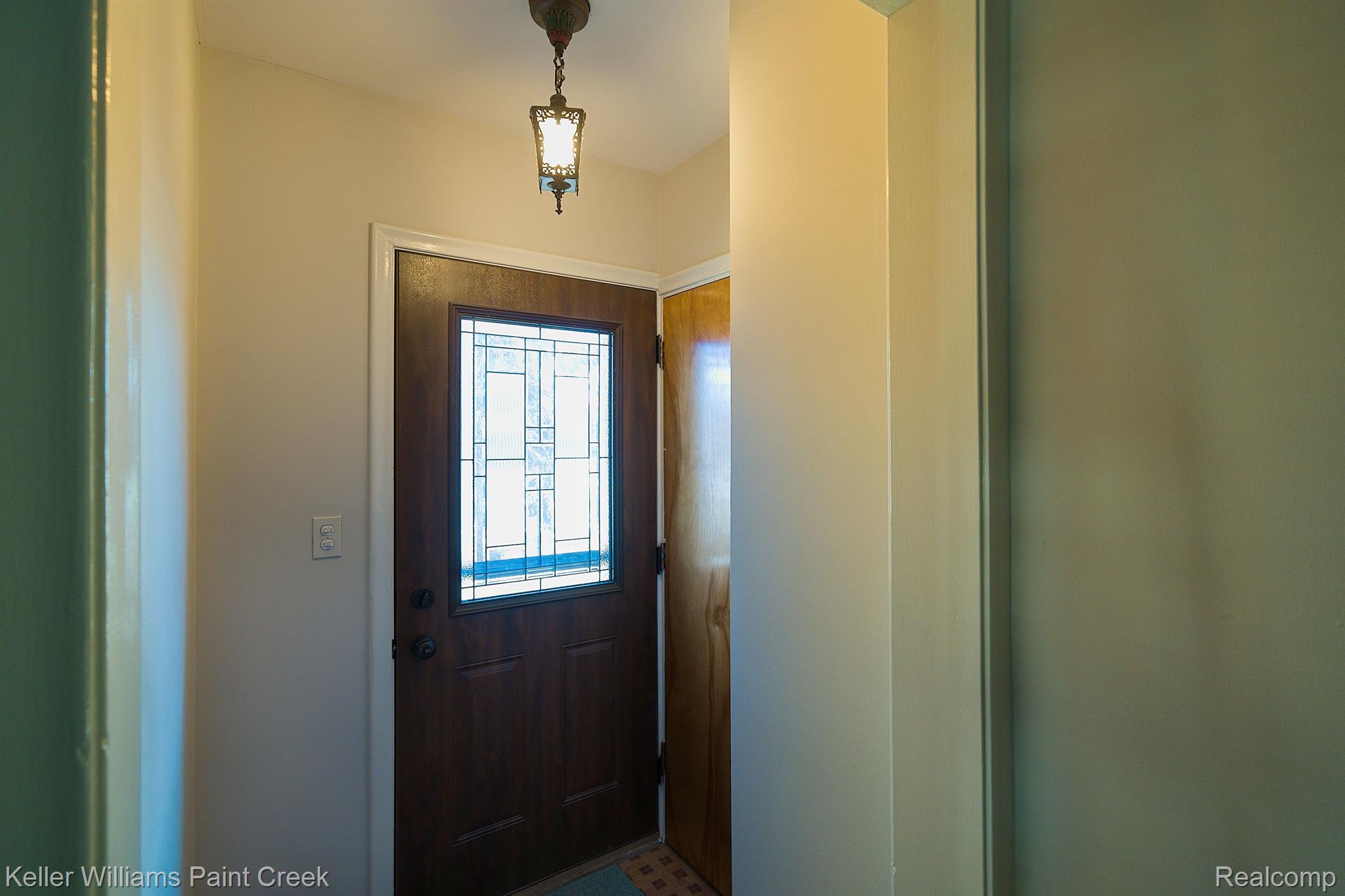 15959 Middlebelt Road Livonia, MI 48154 - Photo 9 of 43 Gallery Image 9