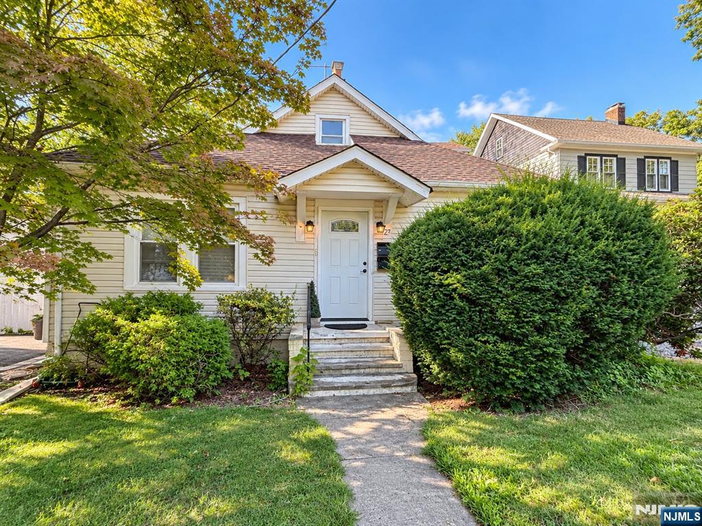 27 High Street, Unit 2 Ridgewood, NJ 07450 - Photo 2 of 12 Gallery Image 2