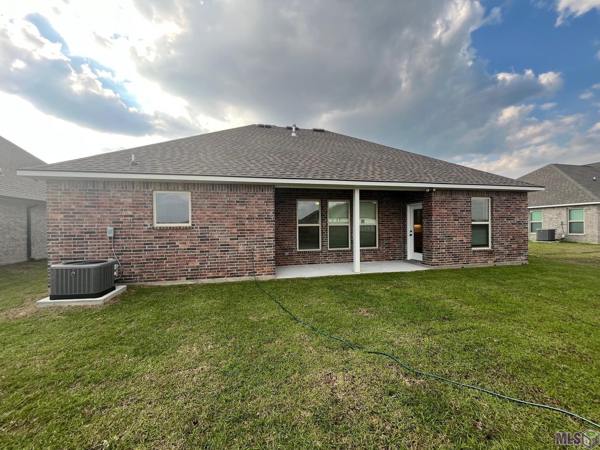 188 Spring Grove Loop Thibodaux, LA 70301 - Photo 6 of 7 Gallery Image 6