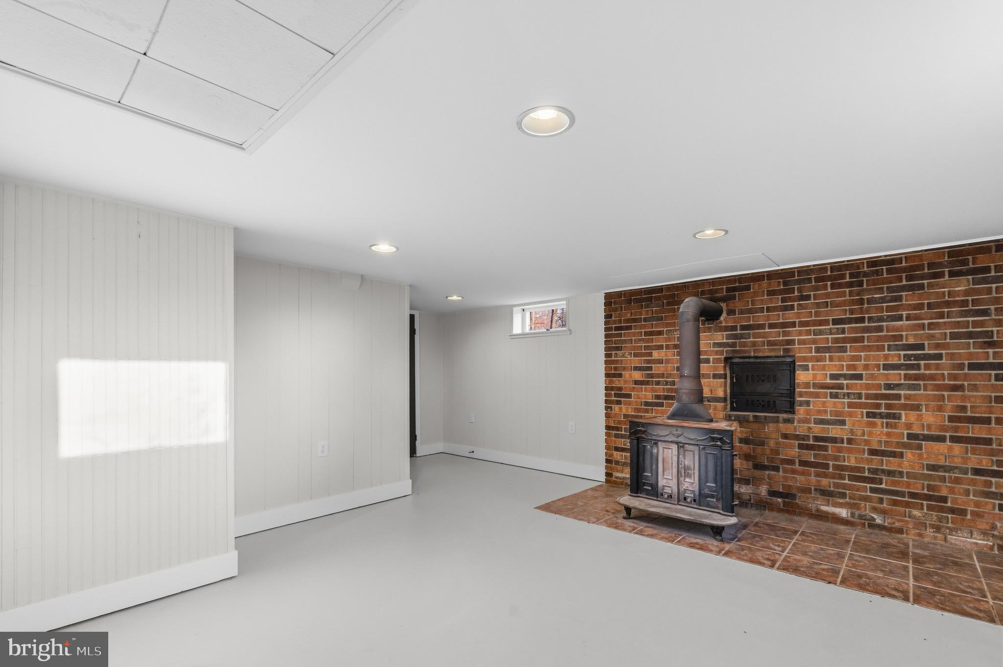 541 Robinhood Road Havre de Grace, MD 21078 - Photo 31 of 49 a view of an empty room with a fireplace