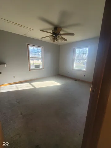 $215,000 | 716 Fairview Drive, Columbus, IN 47201