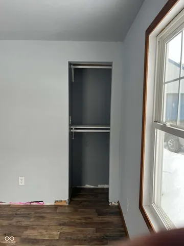 $209,900 | 716 Fairview Drive, Columbus, IN 47201