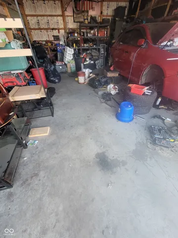 $215,000 | 716 Fairview Drive, Columbus, IN 47201