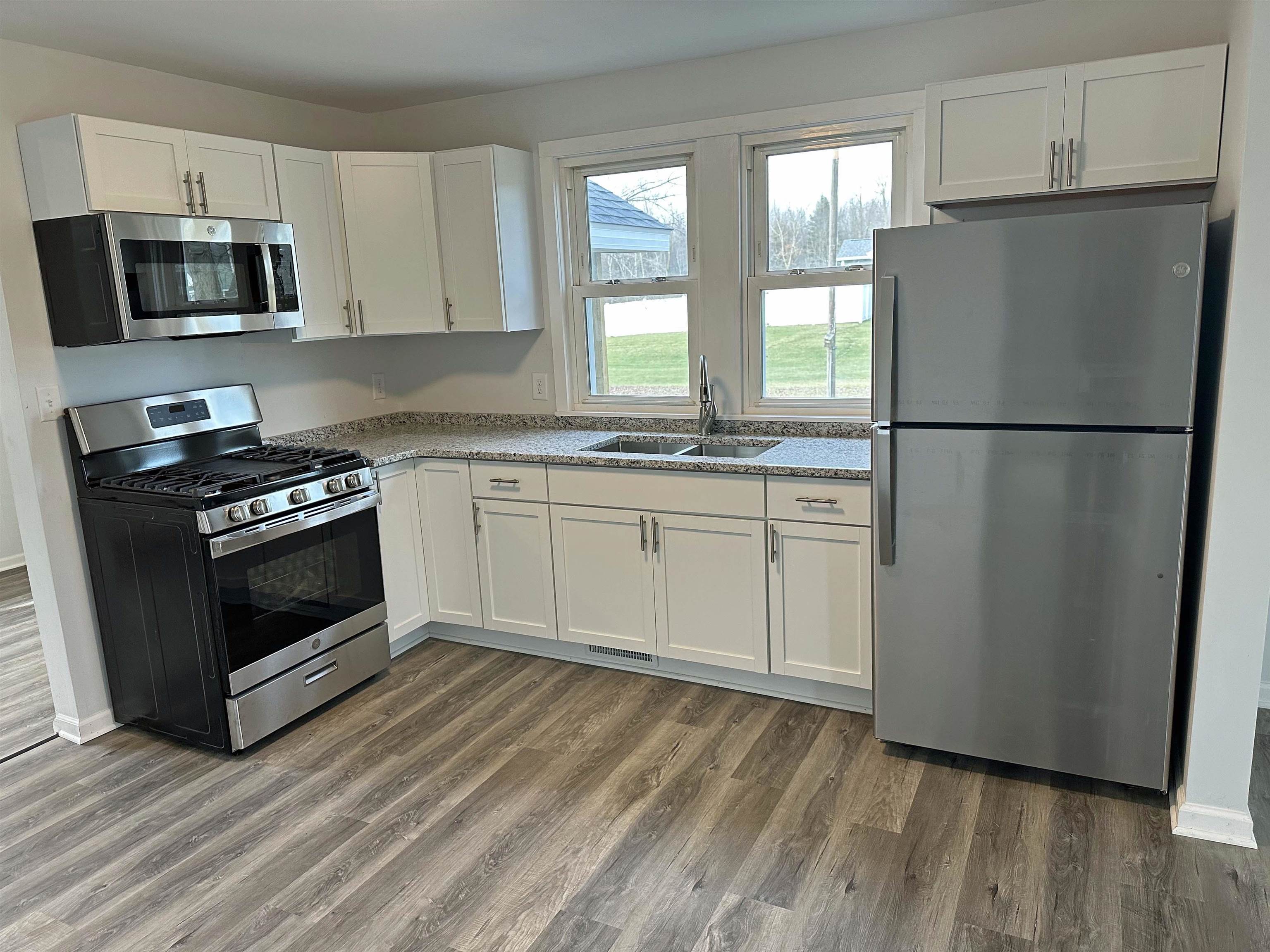 8330 Elms Road Birch Run, MI 48415 - Photo 19 of 32