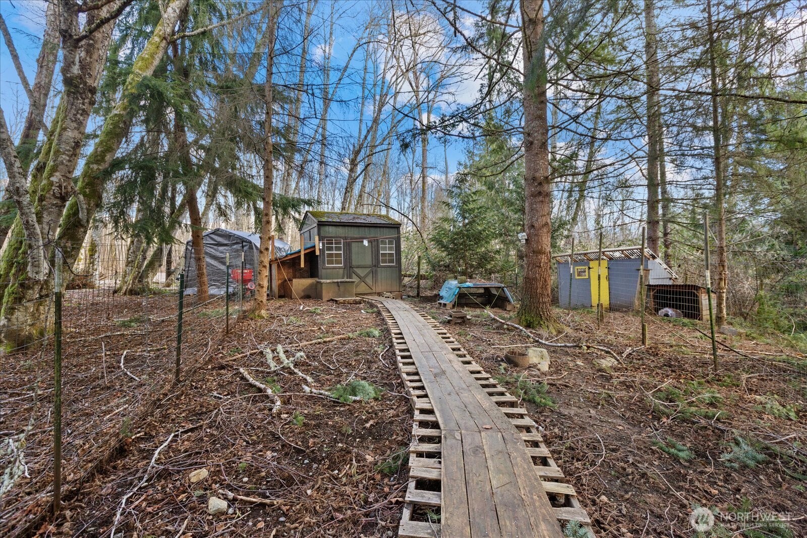 26497 Helmick Road Sedro-Woolley, WA 98284 - Photo 24 of 30 a front view of a house with garden