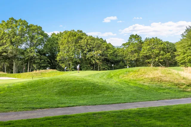 $1,050,000 | 111 Reflection Drive, Sandwich, MA 02563