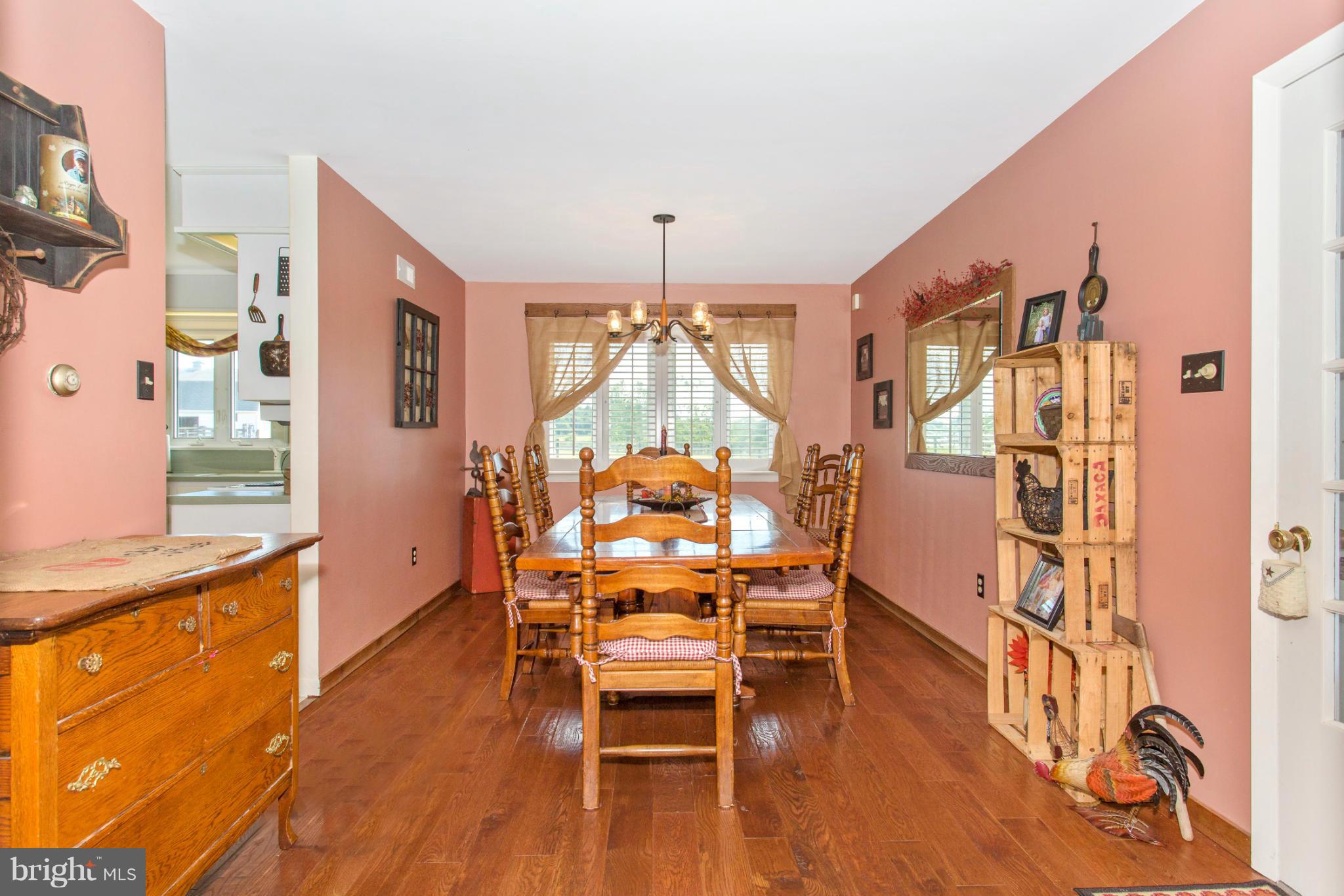 13015 Layman Road Thurmont, MD 21788 - Photo 19 of 30 Dining Room