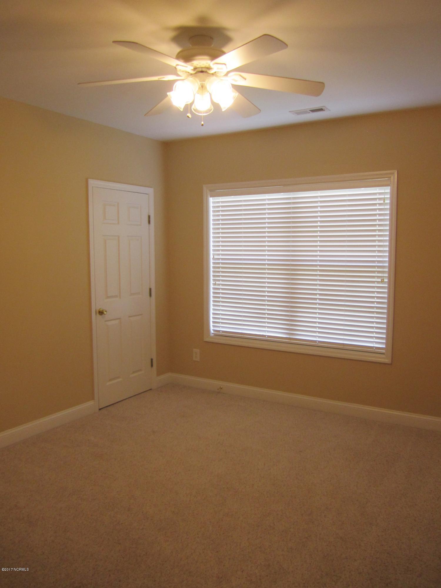 428 Conner Grant Road New Bern, NC 28562 - Photo 14 of 30 Bedroom 3