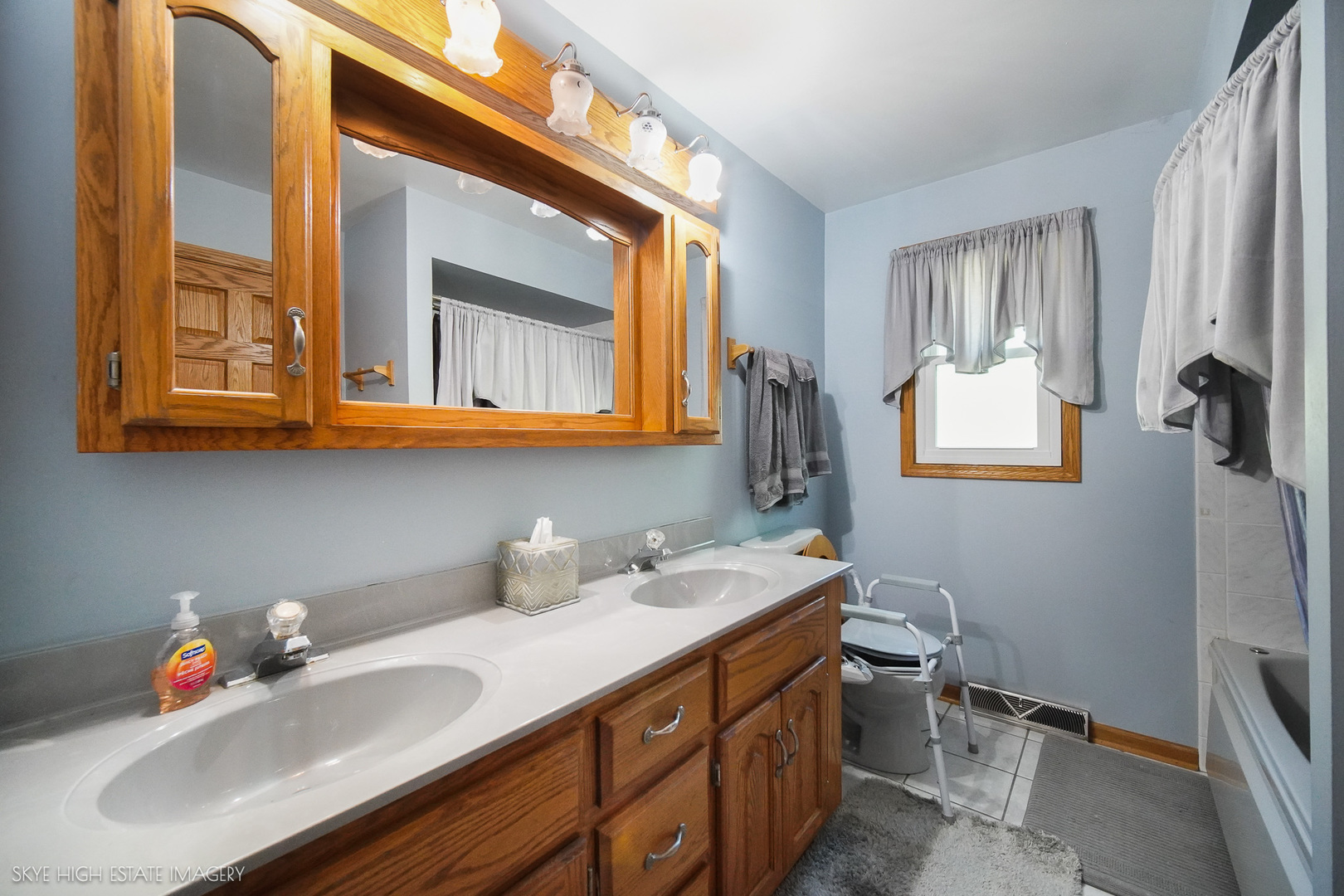10906 3rd Street Mokena, IL 60448 - Photo 9 of 11
