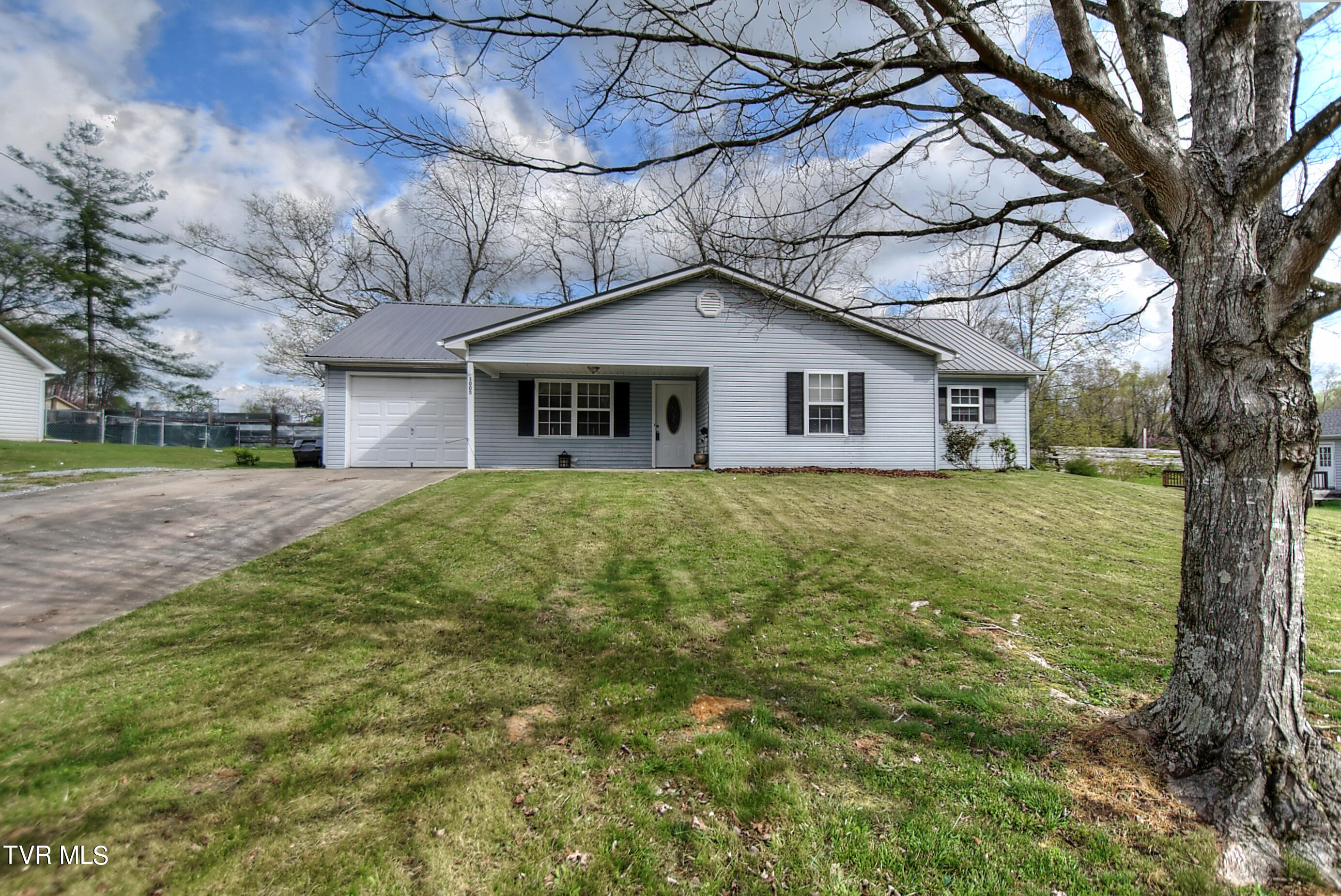 1005 Rocky Ridge Road Johnson City, TN 37601 - Photo 1 of 30 1