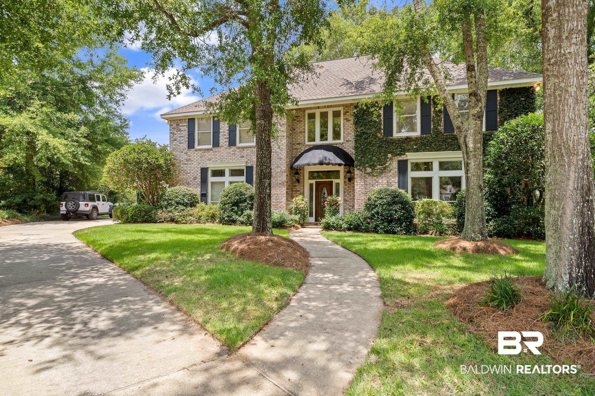 15 Cambridge Court Fairhope, AL 36532 - Photo 2 of 44