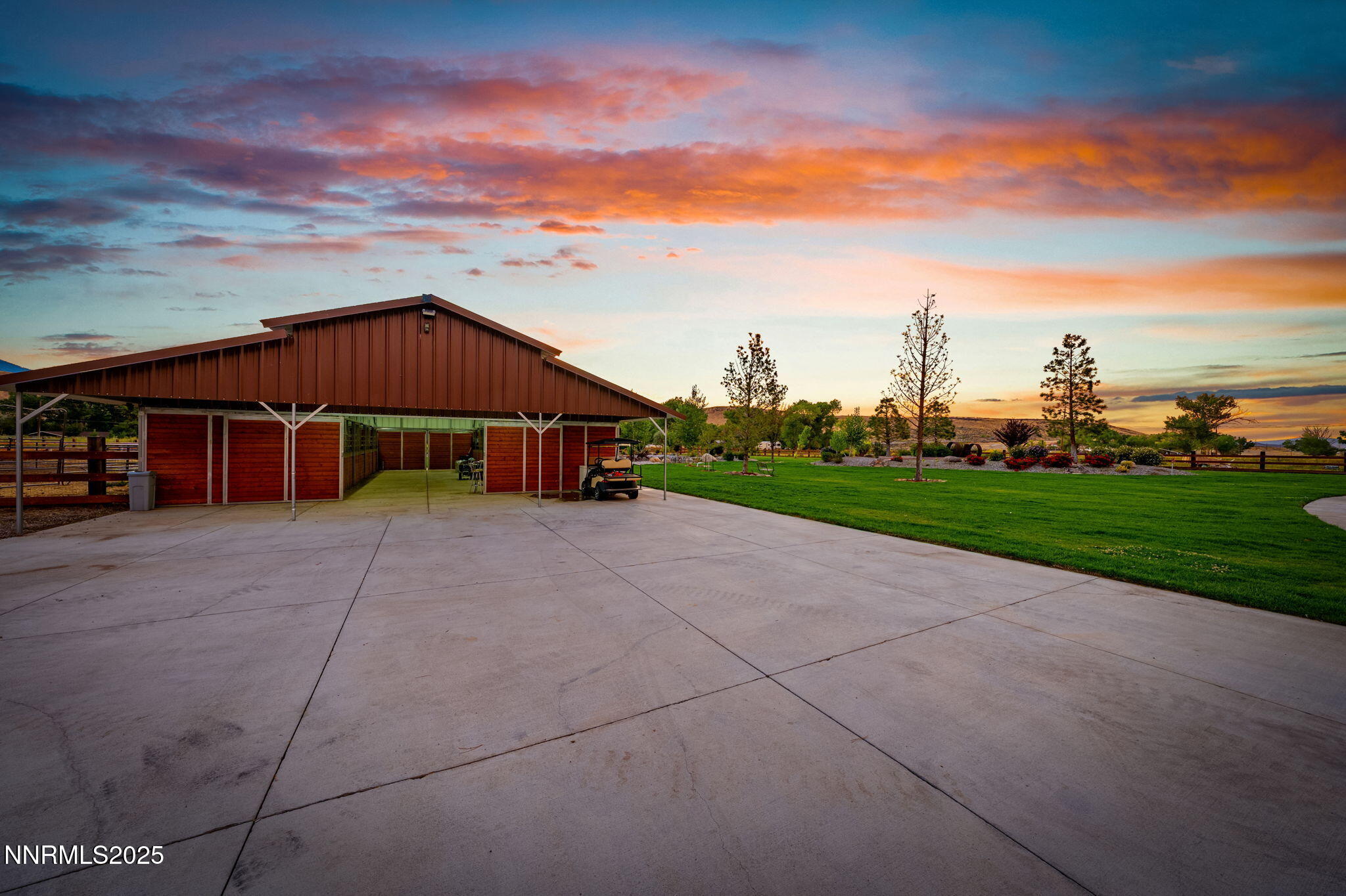 95 Ox-Yoke Lane Reno, NV 89521 - Photo 8 of 160 4