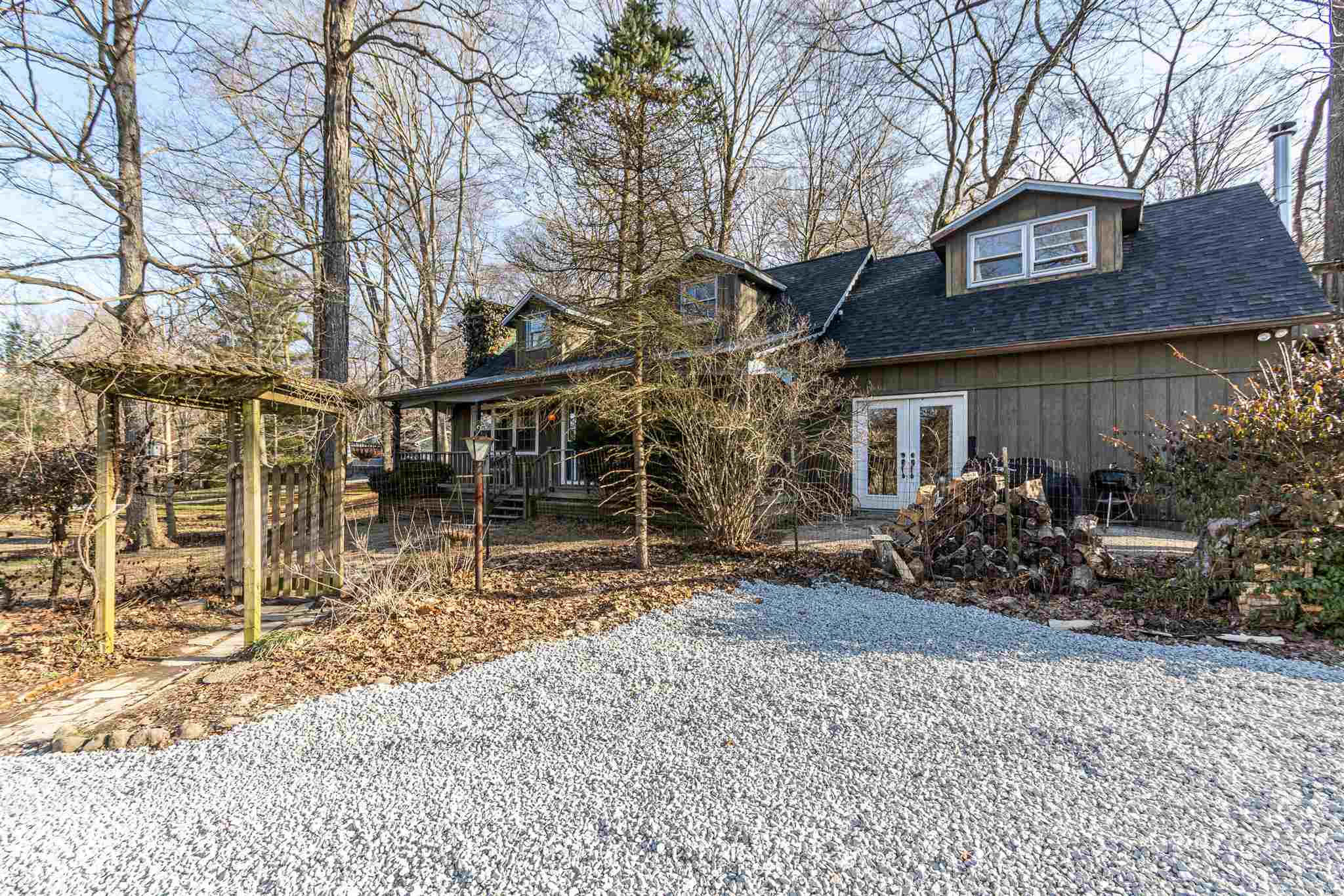 3997 South Garrison Chapel Road Bloomington, IN 47403 - Photo 2 of 36 Gallery Image 2