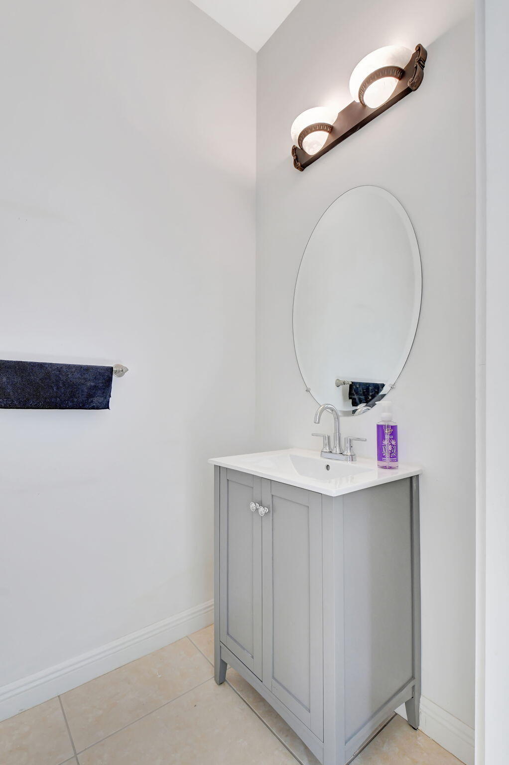 838 Northwest 83rd Lane Boca Raton, FL 33487 - Photo 24 of 68 25-web-or-mls-DSC_9366